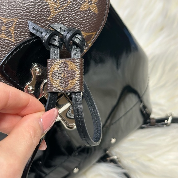 Louis Vuitton Hot Springs Backpack - Picture 9 of 9